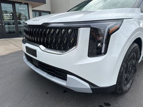 New 2026 Kia Carnival LX image 14