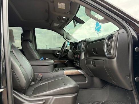 Used 2020 Chevrolet Silverado 1500 LT Trail Boss w/ Midnight Edition AWD/4WD image 24