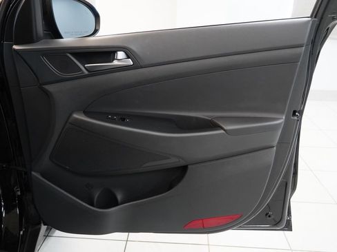 Used 2016 Hyundai Tucson Limited w/ Option Group 03 AWD/4WD image 32