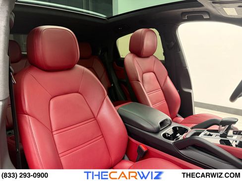 Used 2023 Porsche Cayenne GTS image 67