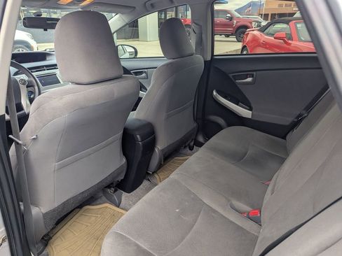 Used 2015 Toyota Prius Two image 28