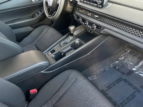 Certified 2023 Honda Accord EX image 31