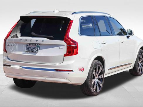 Used 2024 Volvo XC90 T8 Ultimate w/ Protection Package Premier AWD/4WD image 8