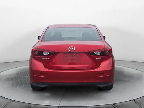Used 2017 MAZDA MAZDA3 Sport FWD image 4