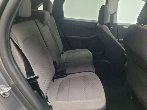 Used 2022 Ford Escape SE w/ SE Sport Appearance Package image 19