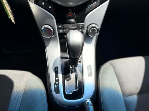Used 2012 Chevrolet Cruze Eco image 16
