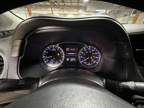 Used 2013 INFINITI JX35 AWD w/ Premium Pkg image 36