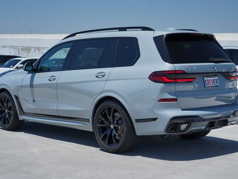 New 2027 BMW X7 xDrive40i w/ M Sport Package AWD/4WD image 7