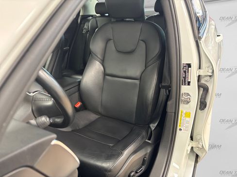 Used 2021 Volvo S60 T6 Momentum AWD/4WD image 20