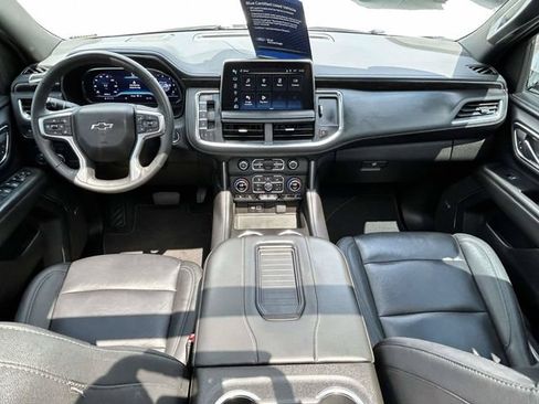Used 2024 Chevrolet Tahoe Z71 w/ Luxury Package AWD/4WD image 12