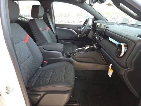 New 2025 Chevrolet Colorado Z71 image 21