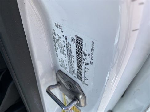Used 2020 Ford Transit Connect XL image 31