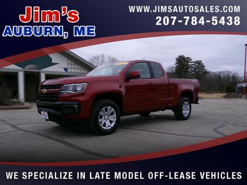 Used 2022 Chevrolet Colorado LT image 1