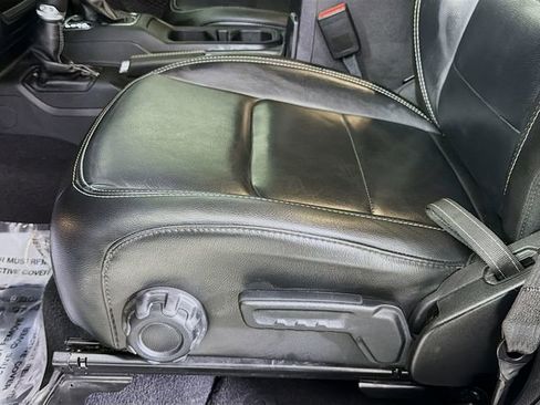 Used 2022 Jeep Wrangler Unlimited Sahara w/ Cold Weather Group image 20