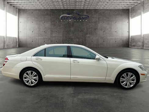 Used 2009 Mercedes-Benz S 550 4MATIC image 2