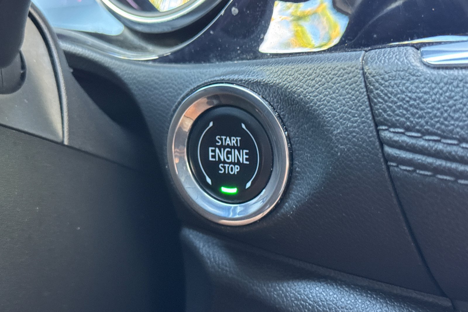 Used 2023 Buick Encore GX Select FWD image 26