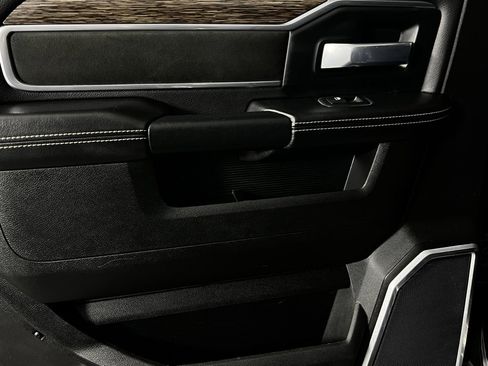 Used 2021 RAM 2500 Laramie image 27