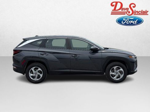 Used 2024 Hyundai Tucson SE AWD/4WD image 5