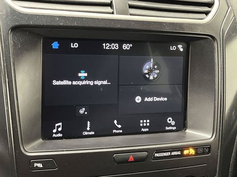 Used 2018 Ford Explorer XLT w/ Equipment Group 202A AWD/4WD image 25