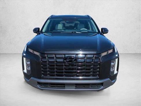 Used 2024 Hyundai Palisade Limited image 2