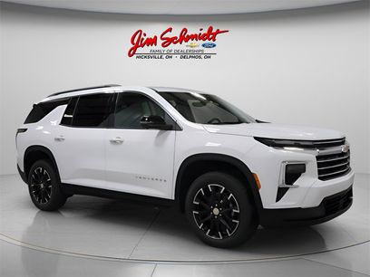 New 2026 Chevrolet Traverse LT w/ Sun and Wheel Package