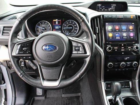 Certified 2022 Subaru Ascent Limited w/ Technology Package image 12