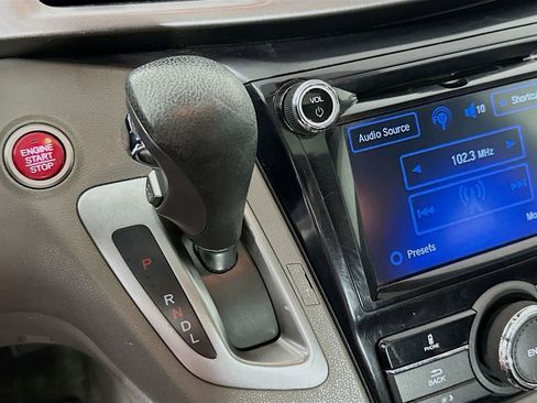 Used 2016 Honda Odyssey EX-L image 17