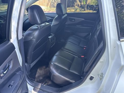 Used 2019 Nissan Murano SL AWD/4WD image 16