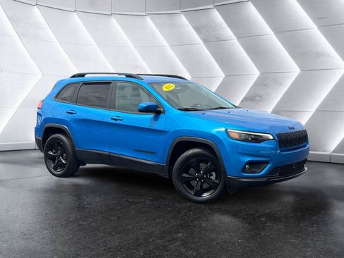 Used 2021 Jeep Cherokee Latitude Plus AWD/4WD image 1