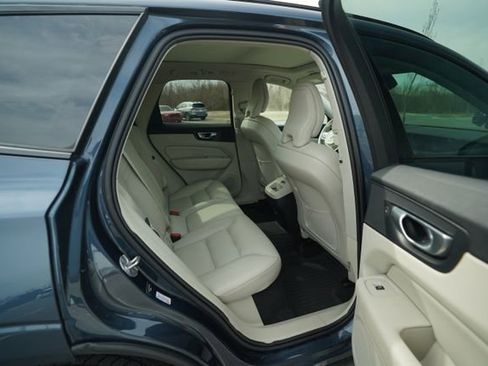 Used 2024 Volvo XC60 B5 Plus w/ Protection Package Premier image 61