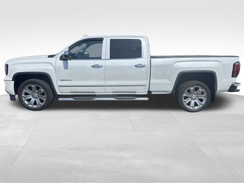 Used 2018 GMC Sierra 1500 Denali w/ Denali Ultimate Package AWD/4WD image 2