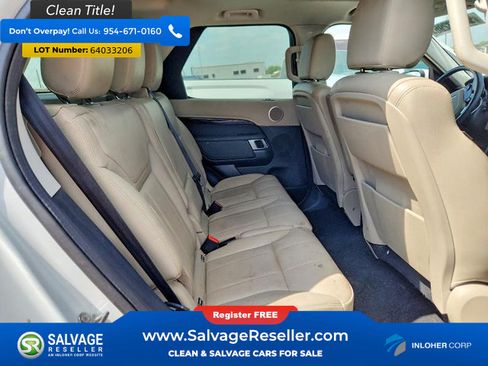 Used 2020 Land Rover Discovery SE AWD/4WD image 15