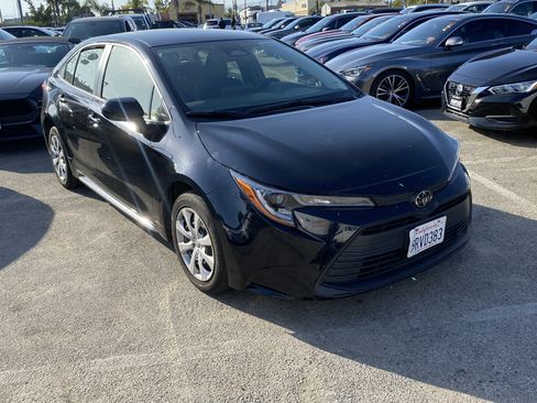 Used 2024 Toyota Corolla LE FWD image 6