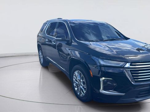 Used 2023 Chevrolet Traverse Premier w/ LPO, Floor Liner Package FWD image 3