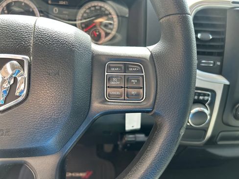Used 2017 RAM 1500 Classic SLT RWD image 21