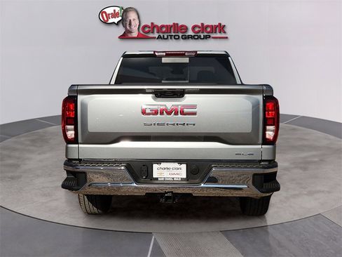 New 2026 GMC Sierra 1500 SLE w/ Preferred Package image 4