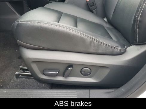 Certified 2023 Nissan Rogue SL w/ SL Premium Package image 28