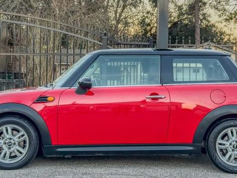 Used 2013 MINI Cooper Hardtop image 3