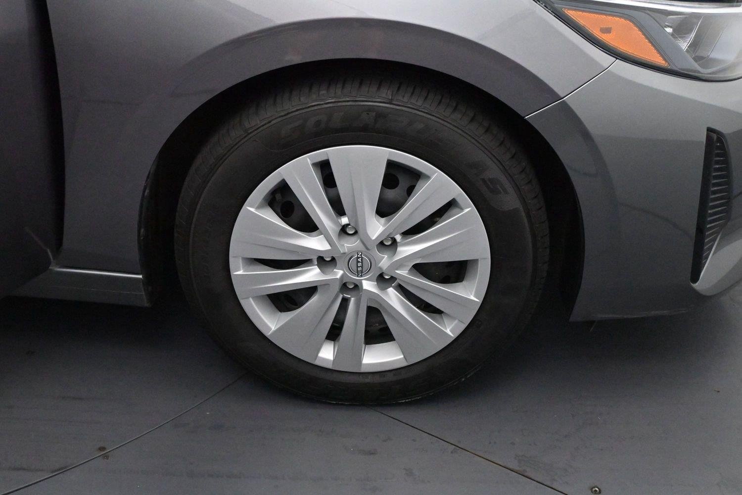 Used 2024 Nissan Sentra S FWD image 28