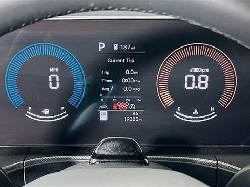 Certified 2025 Hyundai Santa Fe XRT AWD/4WD image 13