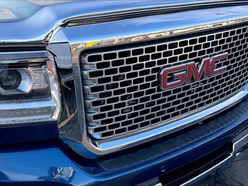 Used 2016 GMC Sierra 3500 Denali w/ Duramax Plus Package image 29