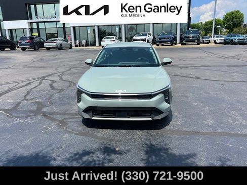 Certified 2025 Kia K4 GT-Line Turbo FWD image 2
