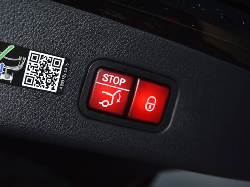 New 2026 Mercedes-Benz GLC 300 4MATIC image 25