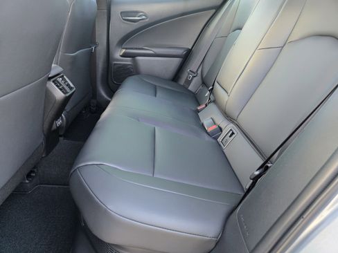 New 2026 Lexus UX 300h AWD image 8