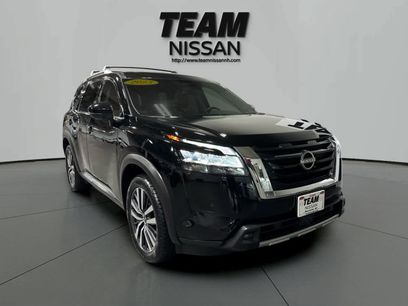 Used 2023 Nissan Pathfinder Platinum