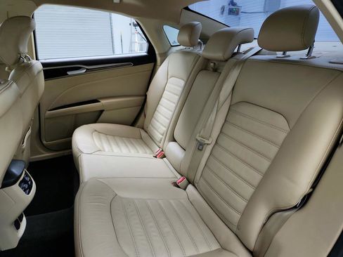 Used 2014 Ford Fusion Energi SE image 23