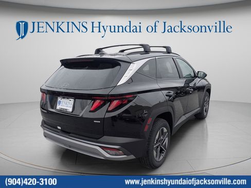 New 2026 Hyundai Tucson Limited w/ Tow & Go Package AWD/4WD image 3