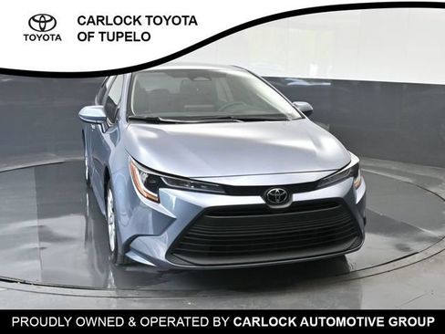 Used 2026 Toyota Corolla LE FWD image 7
