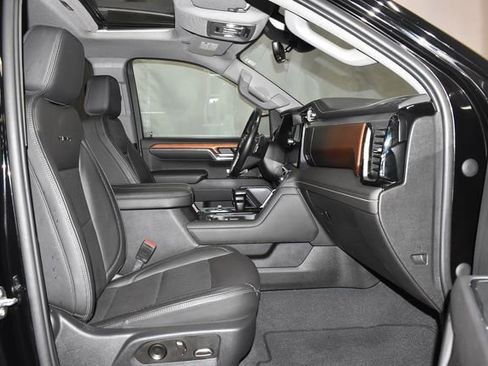 Used 2023 GMC Sierra 1500 Denali image 32