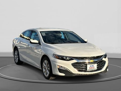 Used 2023 Chevrolet Malibu LT image 3